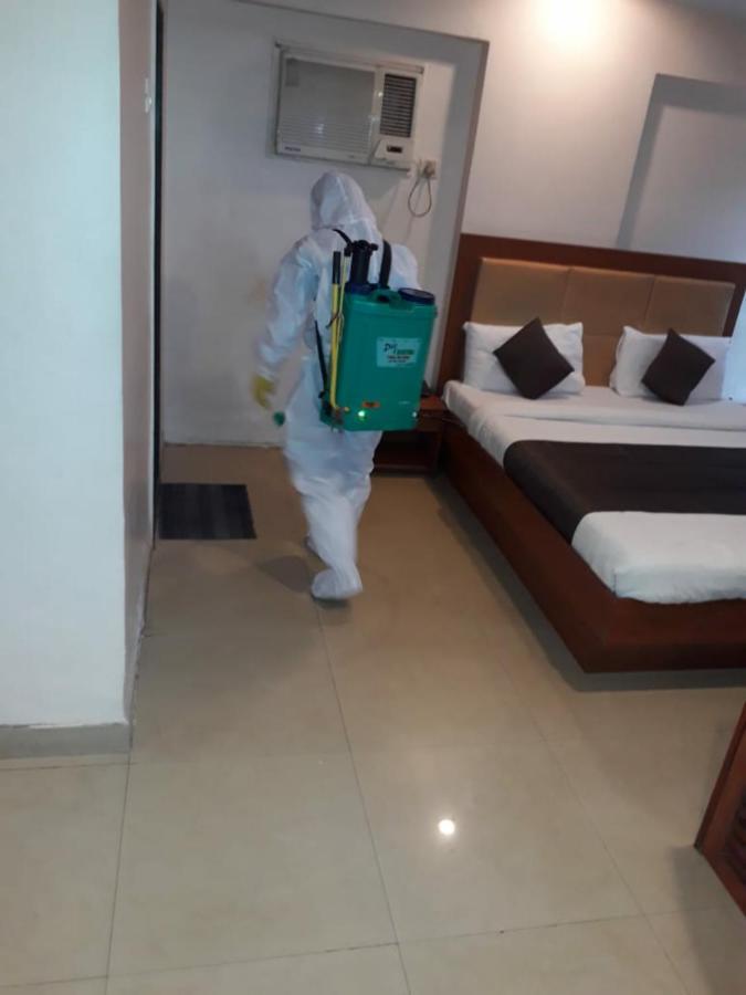 Lucky Hotel Goregaon Mumbai Dış mekan fotoğraf