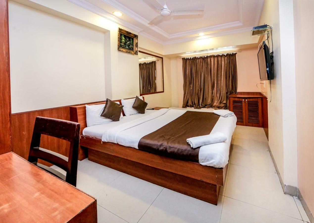 Lucky Hotel Goregaon Mumbai Dış mekan fotoğraf