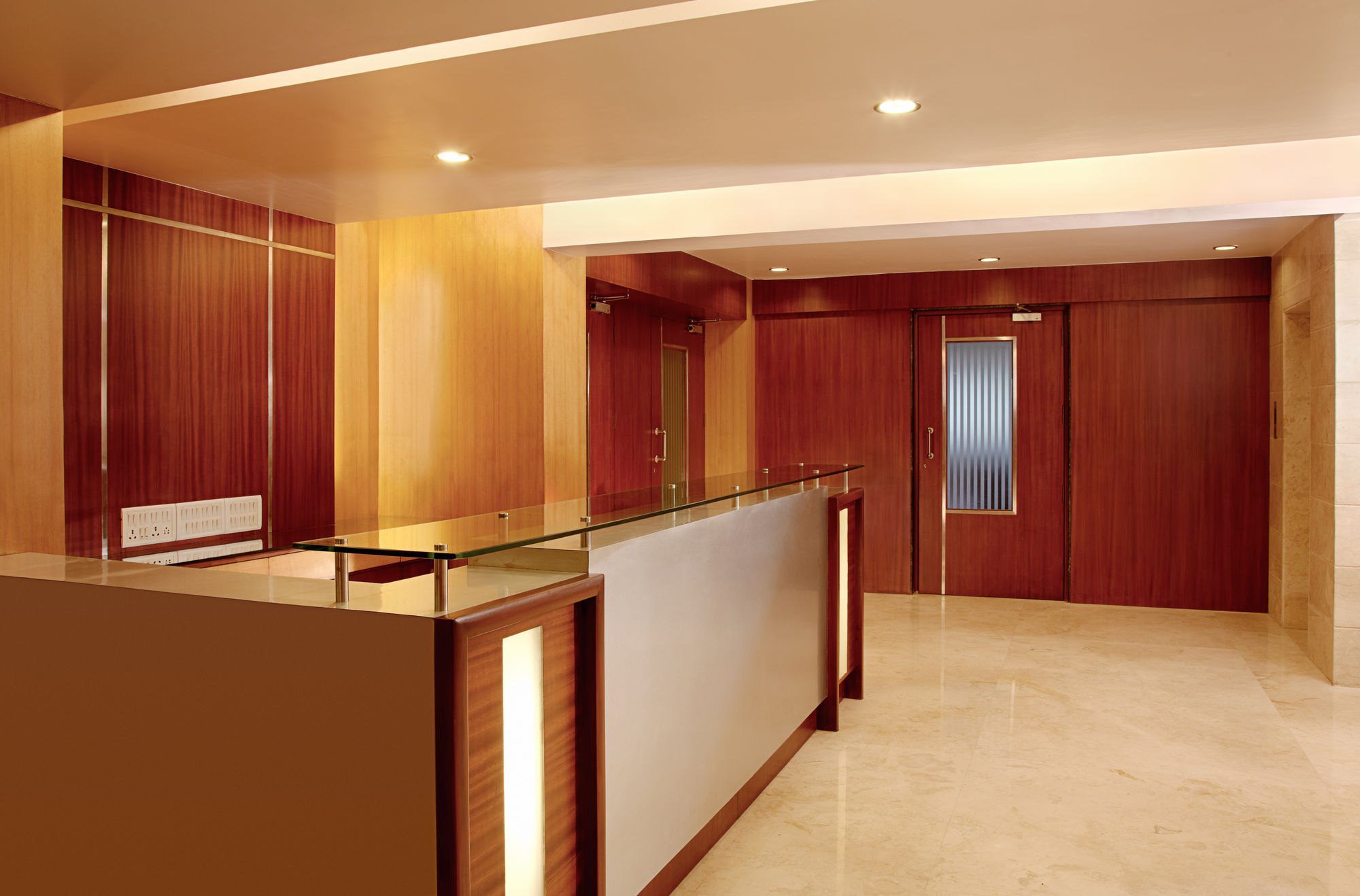 Lucky Hotel Goregaon Mumbai Dış mekan fotoğraf